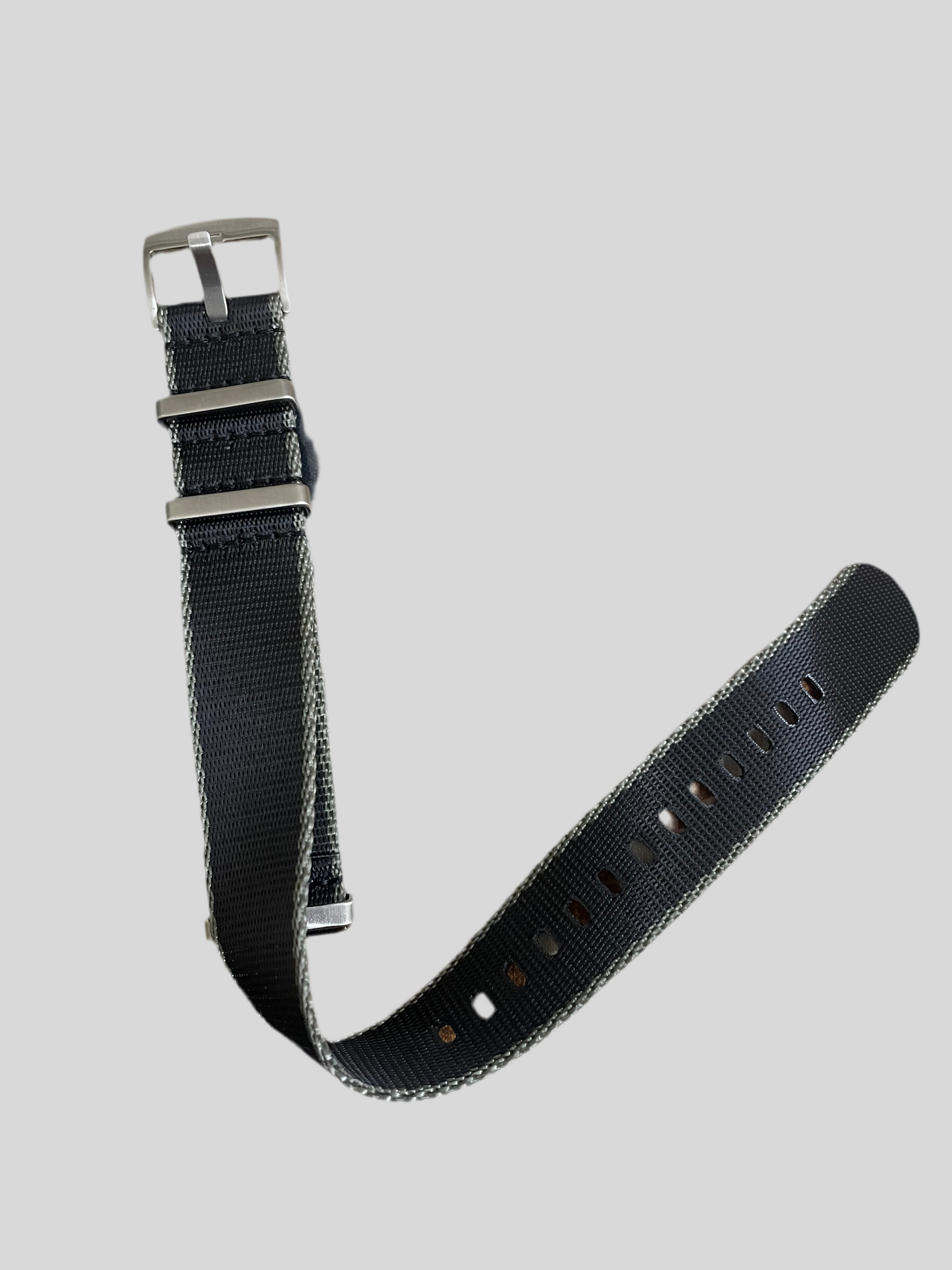 Premium quality Black striped 22mm nato zulu strap