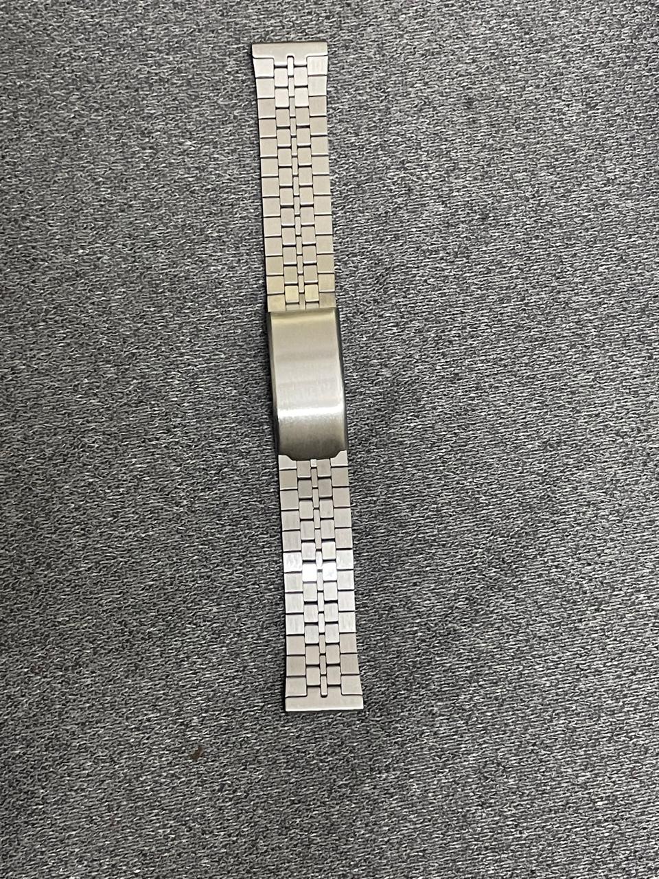 Beads of rice stainless steel watch bracelet with brushed and polished finish – vintage-style strap 18mm