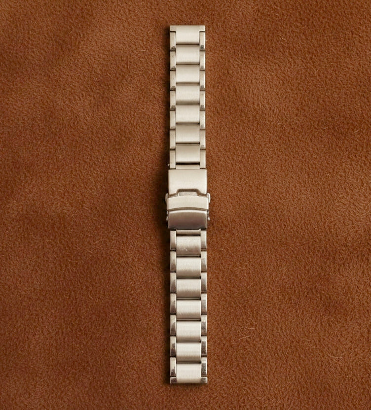 Oyster Watch Strap Bracelet 18mm – Premium Hollow Stainless Steel with Fold-Over Clasp with Spring Bars
